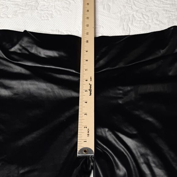 Shein Curve 0XL Black Pleather Capris - Picture 8 of 8